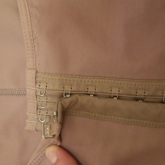 Ann Slim "The Original" Mid-Length Shapewear Size 44 - Picture 4 of 16